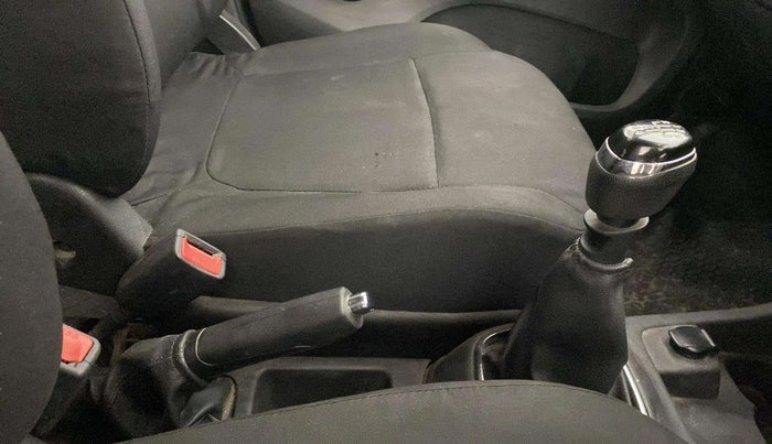 2019 Renault Kwid RXT 0.8, Petrol, Manual, 19,136 km, Gear Lever