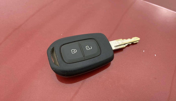2019 Renault Kwid RXT 0.8, Petrol, Manual, 19,136 km, Key Close Up
