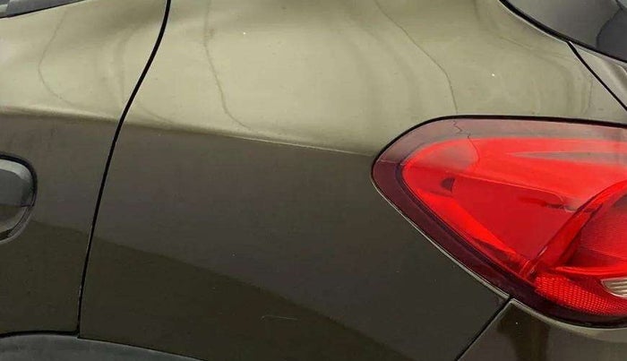 2016 Renault Kwid RXT 1.0, Petrol, Manual, 45,817 km, Left quarter panel - Minor scratches