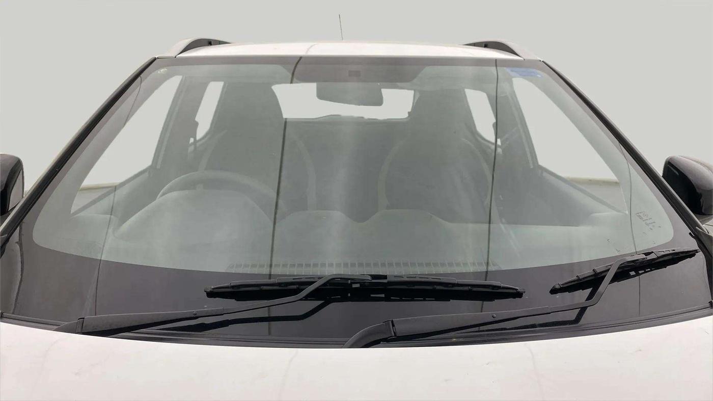 2021 Nissan MAGNITE XV MT, Petrol, Manual, 21,768 km, Front Windshield