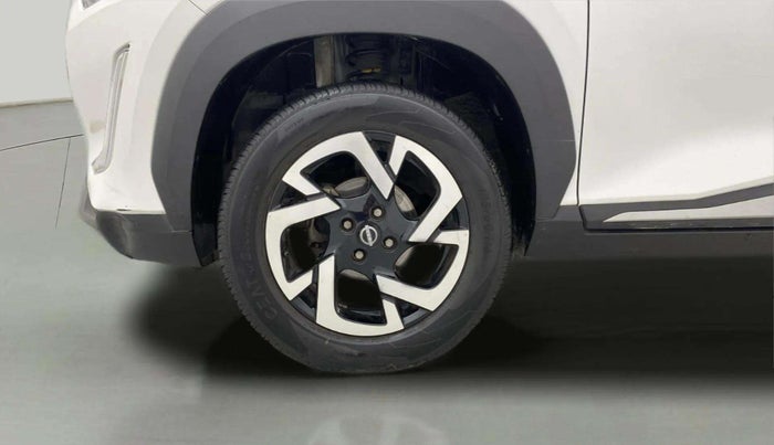 2021 Nissan MAGNITE XV MT, Petrol, Manual, 21,347 km, Left Front Wheel