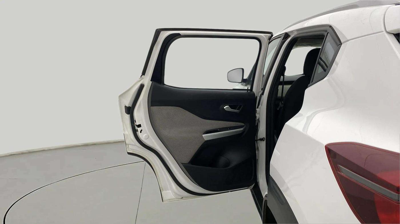 2021 Nissan MAGNITE XV MT, Petrol, Manual, 21,768 km, LHS Rear Door