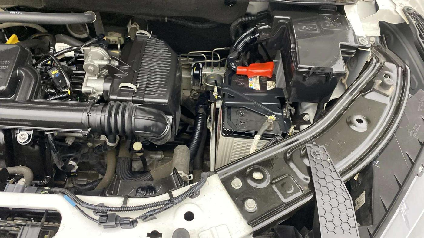 2021 Nissan MAGNITE XV MT, Petrol, Manual, 21,768 km, Engine View - Left