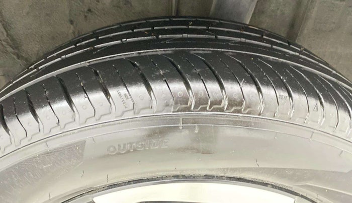 2021 Nissan MAGNITE XV MT, Petrol, Manual, 21,347 km, Left Rear Tyre Tread