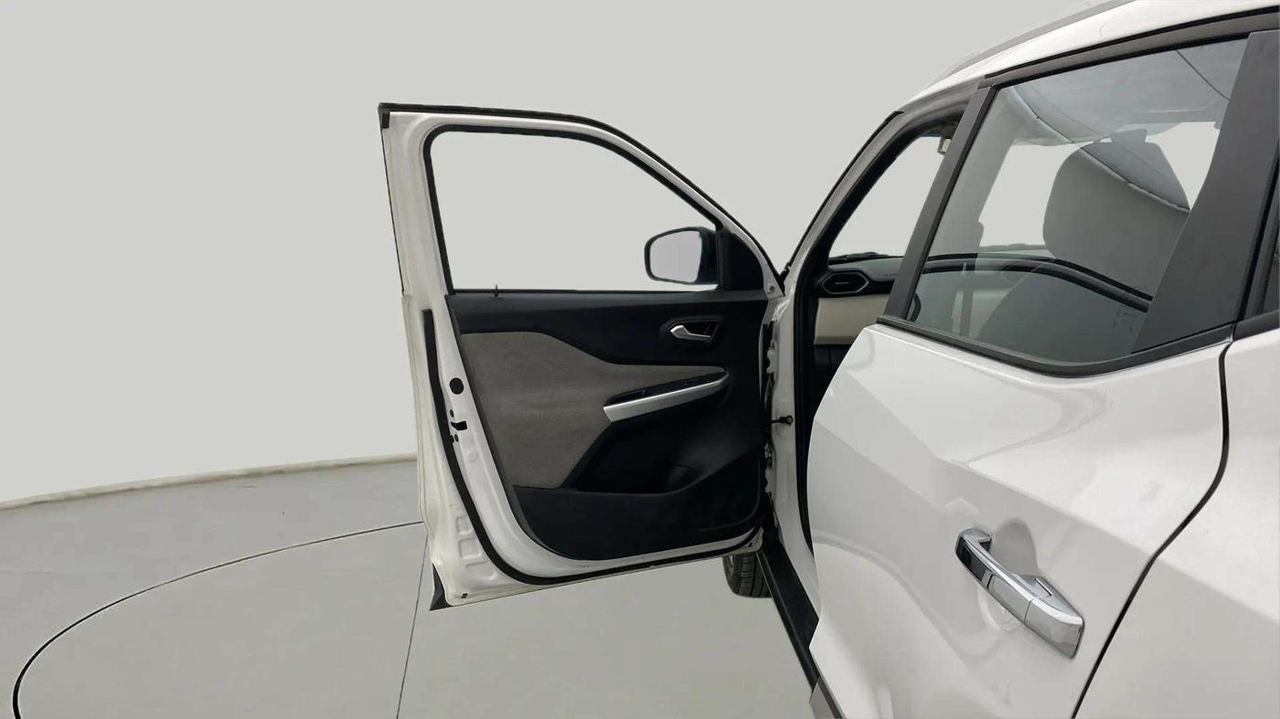 2021 Nissan MAGNITE XV MT, Petrol, Manual, 21,768 km, LHS Front Door