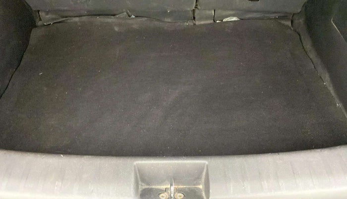2021 Nissan MAGNITE XV MT, Petrol, Manual, 21,347 km, Boot Inside