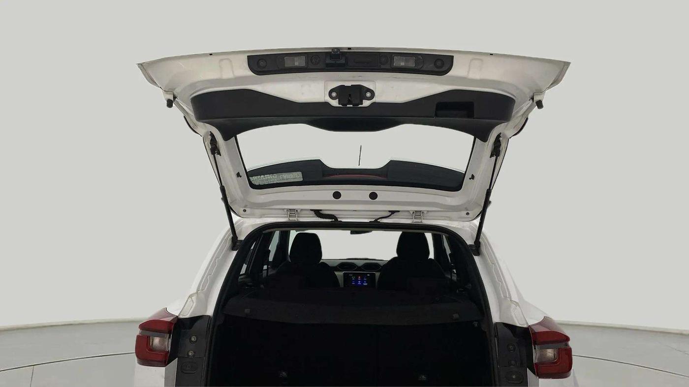 2021 Nissan MAGNITE XV MT, Petrol, Manual, 21,768 km, Boot Door Open