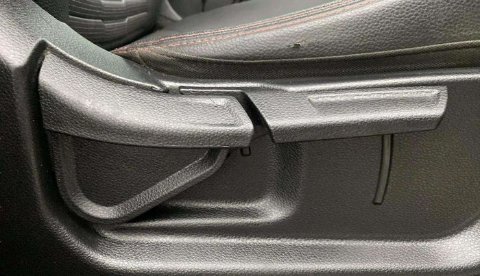 2020 KIA SONET GTX PLUS 1.5 AT, Diesel, Automatic, 72,242 km, Driver Side Adjustment Panel