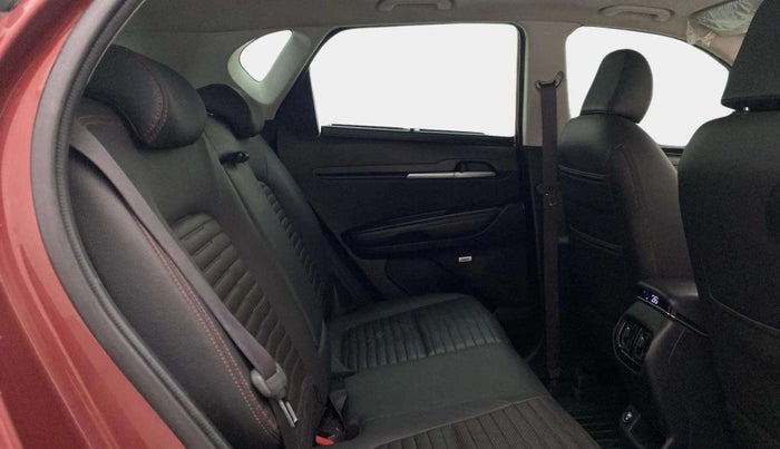 2020 KIA SONET GTX PLUS 1.5 AT, Diesel, Automatic, 72,242 km, Right Side Rear Door Cabin