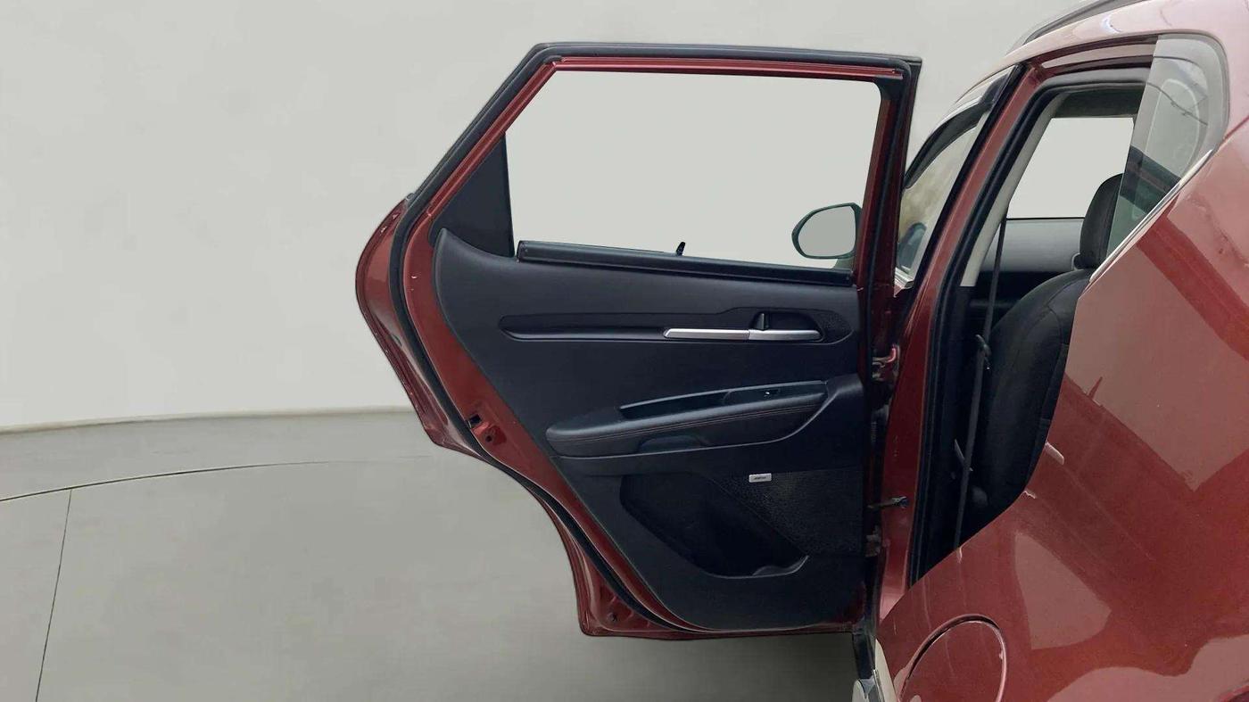 2020 KIA SONET GTX PLUS 1.5 AT, Diesel, Automatic, 72,242 km, LHS Rear Door