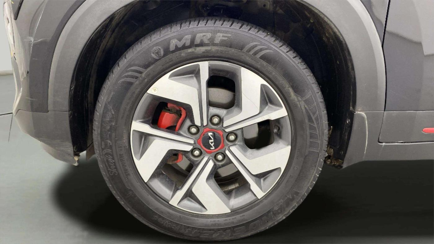 2021 KIA SONET GTX PLUS 1.5 AT, Diesel, Automatic, 29,027 km, Left Front Wheel