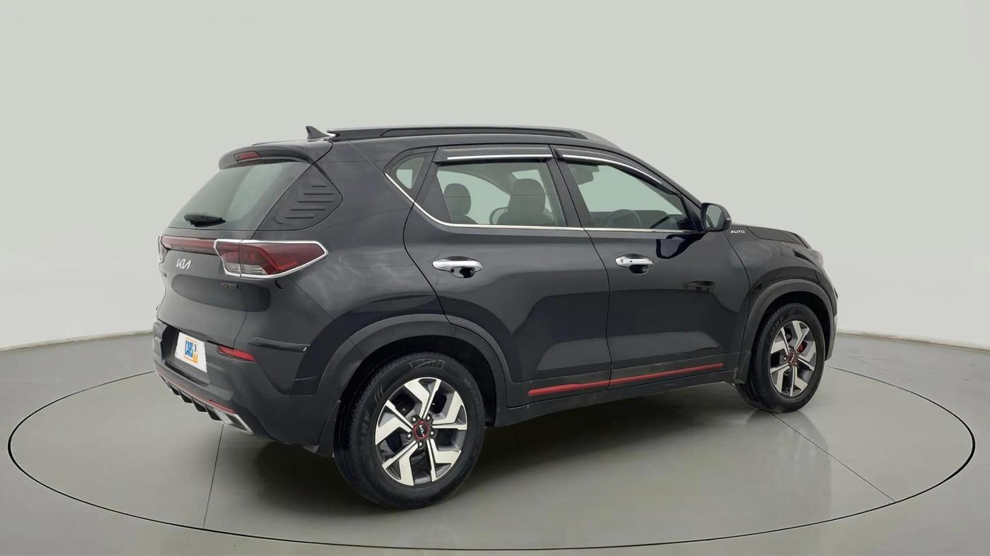 2021 KIA SONET GTX PLUS 1.5 AT, Diesel, Automatic, 29,027 km, Right Back Diagonal