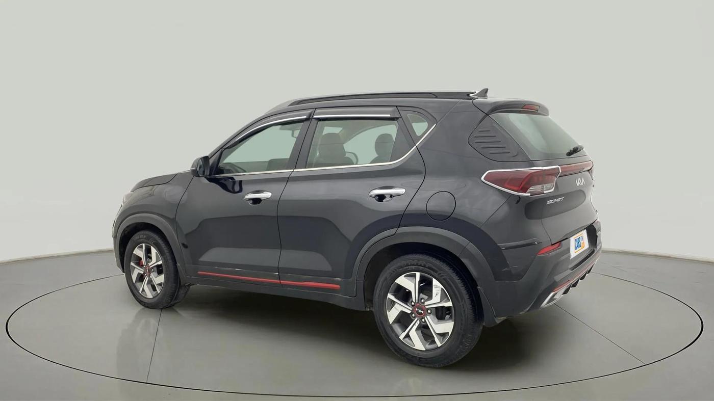 2021 KIA SONET GTX PLUS 1.5 AT, Diesel, Automatic, 29,027 km, Left Back Diagonal