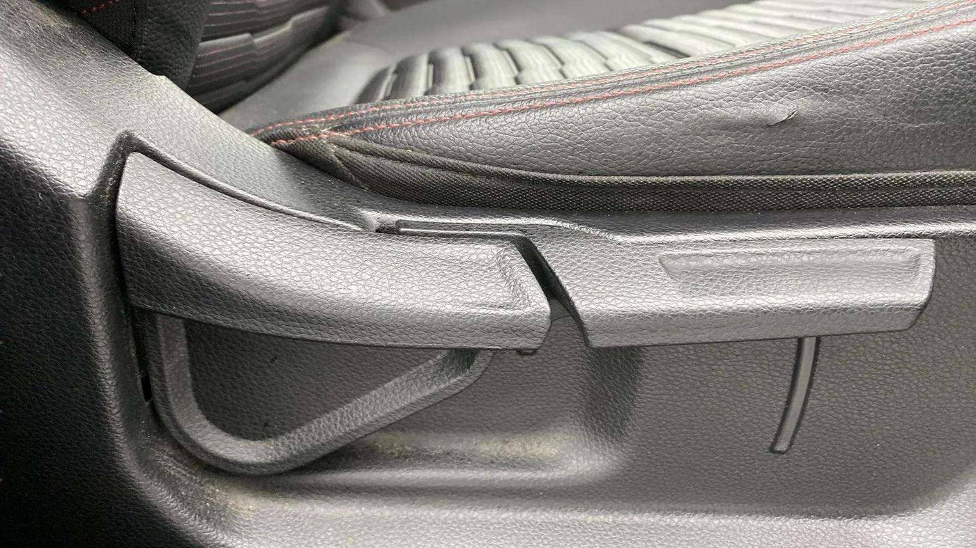 2021 KIA SONET GTX PLUS 1.5 AT, Diesel, Automatic, 29,027 km, Driver Side Adjustment Panel
