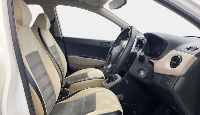 2013 Hyundai Grand i10 MAGNA 1.2 KAPPA VTVT, Petrol, Manual, 25,989 km, Right Side Front Door Cabin