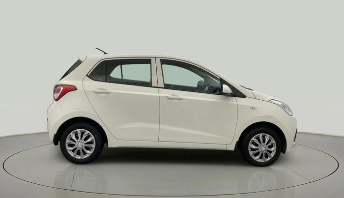 2013 Hyundai Grand i10 MAGNA 1.2 KAPPA VTVT, Petrol, Manual, 25,989 km, Right Side View