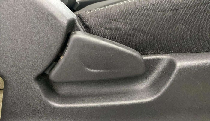 2019 Datsun Redi Go A, Petrol, Manual, 59,649 km, Driver Side Adjustment Panel