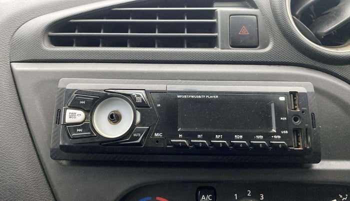 2019 Datsun Redi Go A, Petrol, Manual, 59,649 km, Infotainment system - Button has minor damage