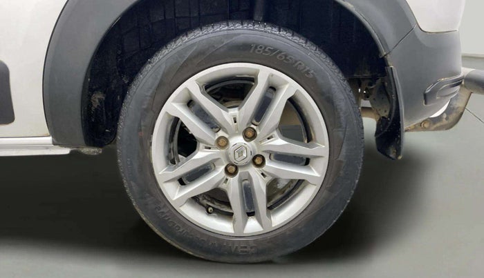 2020 Renault TRIBER RXZ, Petrol, Manual, 35,334 km, Left Rear Wheel