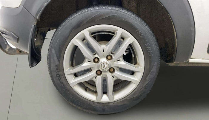 2020 Renault TRIBER RXZ, Petrol, Manual, 35,334 km, Right Rear Wheel