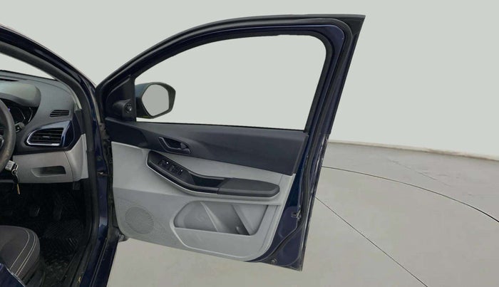 2021 Tata Tiago XZ PETROL, Petrol, Manual, 44,476 km, RHS Front Door