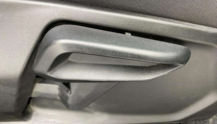 2021 Tata Tiago XZ PETROL, Petrol, Manual, 44,476 km, Driver Side Adjustment Panel