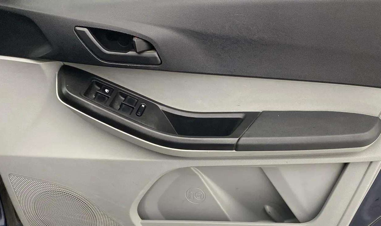 2021 Tata Tiago XZ PETROL, Petrol, Manual, 44,532 km, Driver Side Door Panels Control