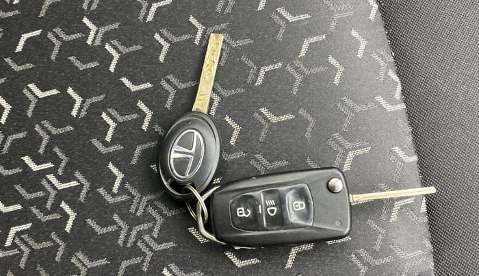 2021 Tata Tiago XZ PETROL, Petrol, Manual, 44,476 km, Key Close Up