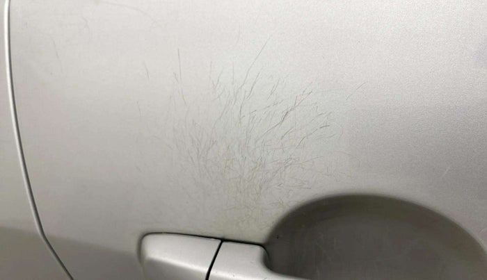2015 Maruti Swift Dzire VXI, Petrol, Manual, 15,541 km, Right rear door - Paint minor damage