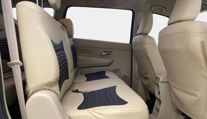 2020 Maruti Ertiga ZXI SHVS, Petrol, Manual, 69,184 km, Right Side Rear Door Cabin