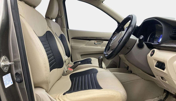 2020 Maruti Ertiga ZXI SHVS, Petrol, Manual, 69,184 km, Right Side Front Door Cabin
