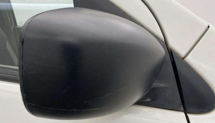 2014 Maruti Celerio VXI CNG, CNG, Manual, 78,450 km, Right rear-view mirror - Cover has minor damage