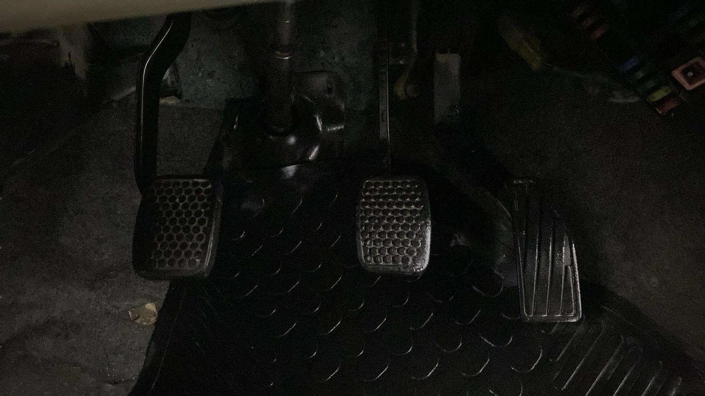 2019 Maruti Alto VXI, Petrol, Manual, 73,145 km, Pedals