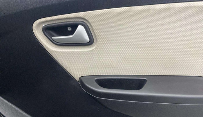 2019 Maruti Alto VXI, Petrol, Manual, 73,126 km, Driver Side Door Panels Control