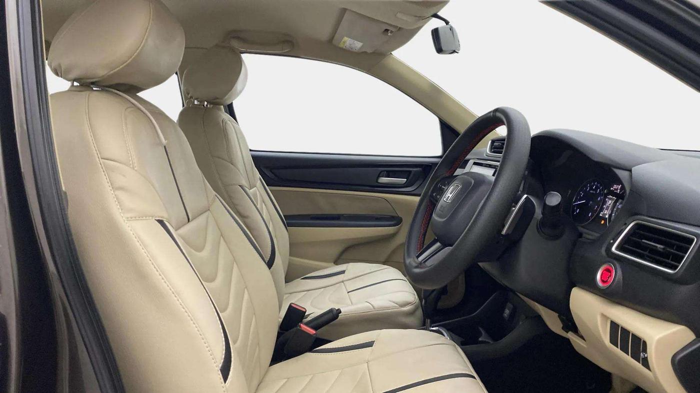 2018 Honda Amaze 1.2L I-VTEC V CVT, Petrol, Automatic, 53,815 km, Right Side Front Door Cabin