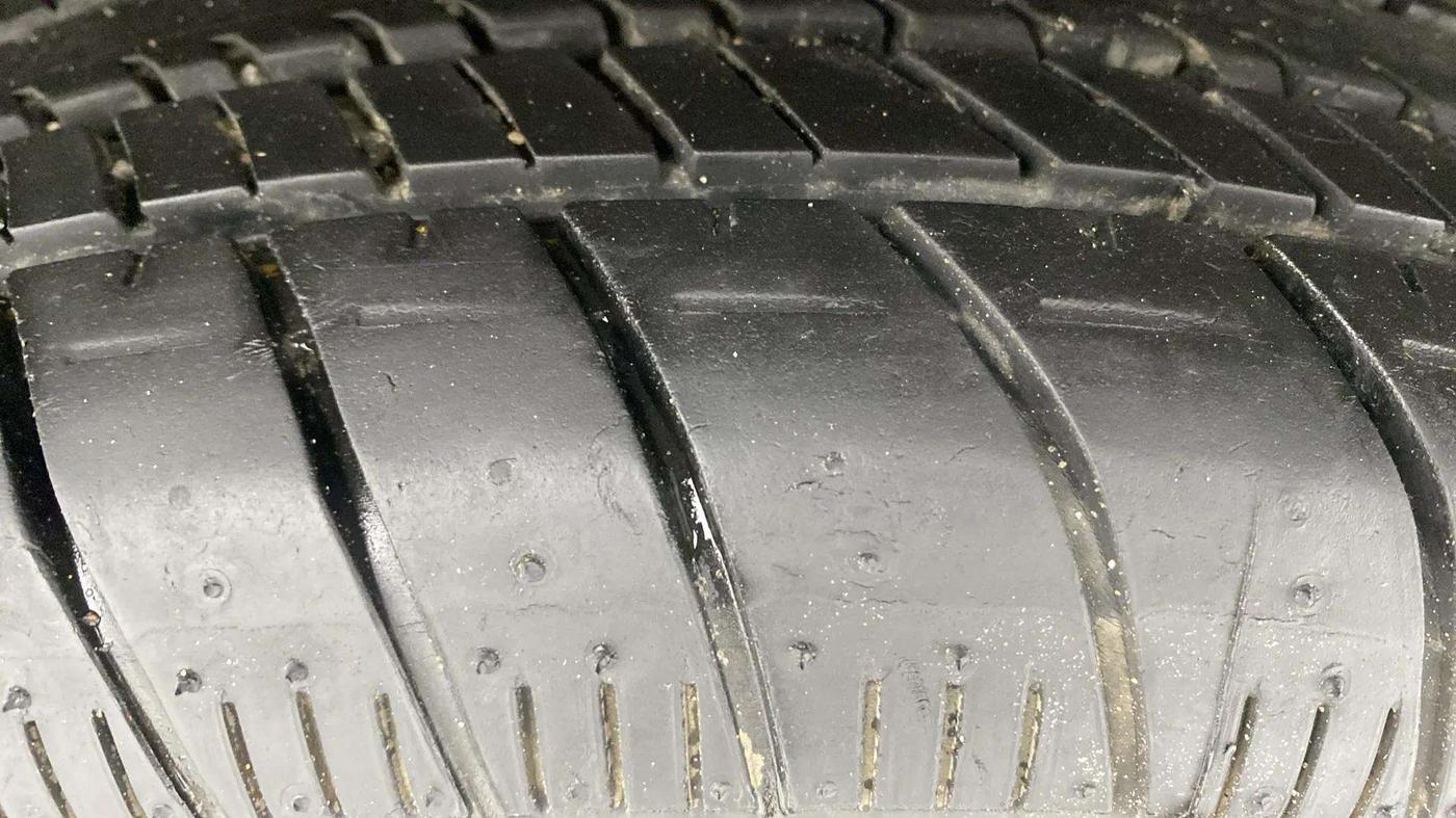 2016 Maruti Ertiga ZXI+, Petrol, Manual, 56,249 km, Left Rear Tyre Tread