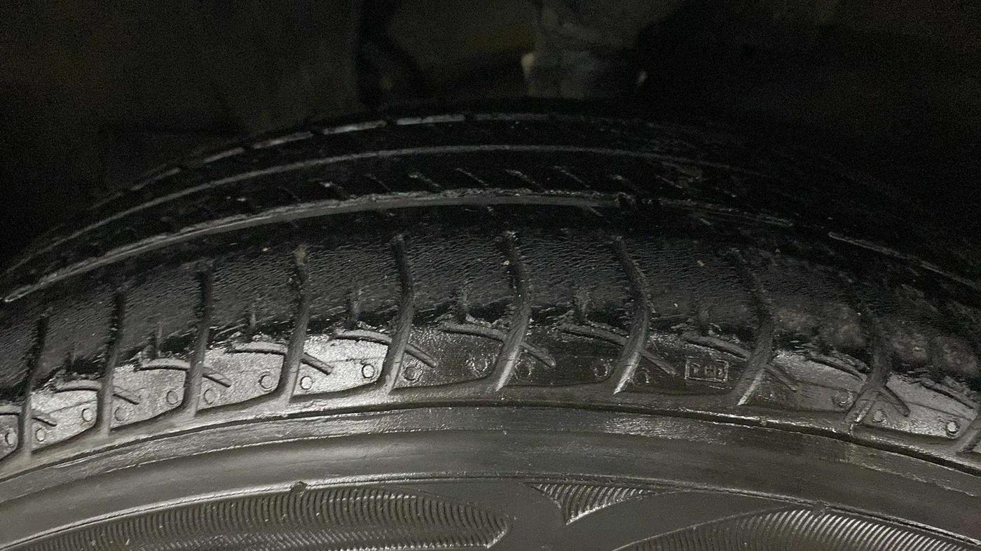 2019 Maruti New Wagon-R ZXI 1.2 AMT, Petrol, Automatic, 34,009 km, Left Front Tyre Tread