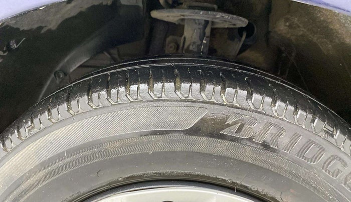 2020 Maruti Swift VXI, Petrol, Manual, 67,561 km, Left Front Tyre Tread