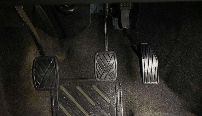 2020 Maruti Swift VXI, Petrol, Manual, 67,561 km, Pedals