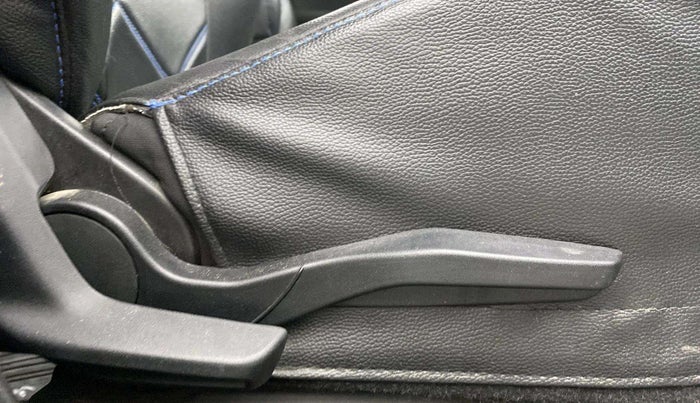 2020 Maruti Swift VXI, Petrol, Manual, 67,561 km, Driver Side Adjustment Panel