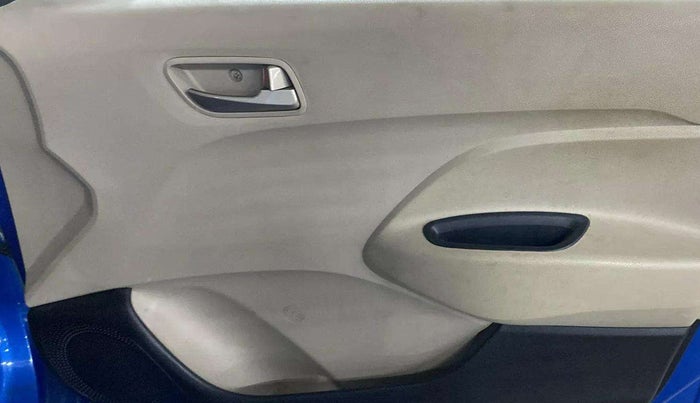 2019 Hyundai NEW SANTRO SPORTZ MT, Petrol, Manual, 19,037 km, Driver Side Door Panels Control