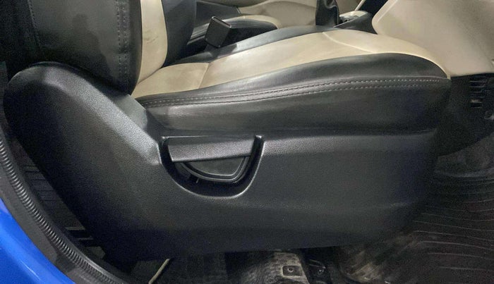 2019 Hyundai NEW SANTRO SPORTZ MT, Petrol, Manual, 19,037 km, Driver Side Adjustment Panel