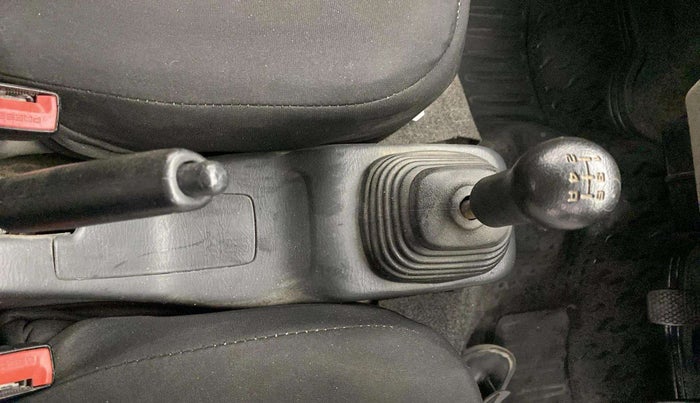 2014 Maruti Eeco 5 STR WITH A/C+HTR, Petrol, Manual, 52,345 km, Gear Lever