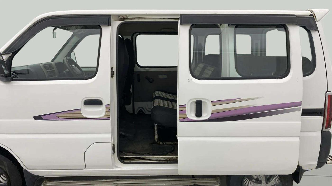 2014 Maruti Eeco 5 STR WITH A/C+HTR, Petrol, Manual, 52,345 km, LHS Rear Door