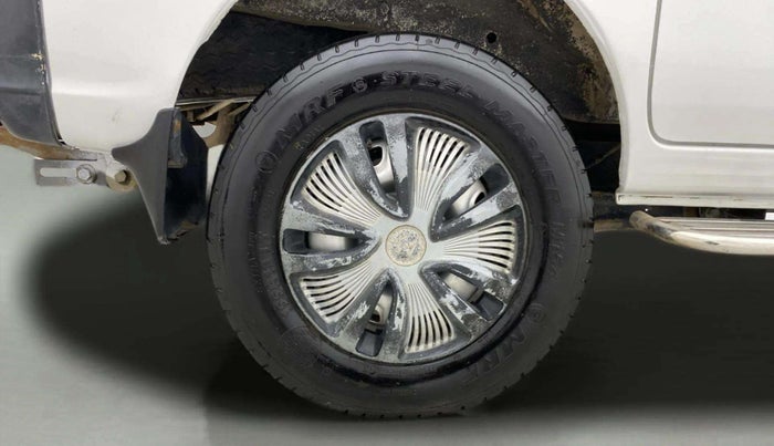 2014 Maruti Eeco 5 STR WITH A/C+HTR, Petrol, Manual, 52,345 km, Right Rear Wheel
