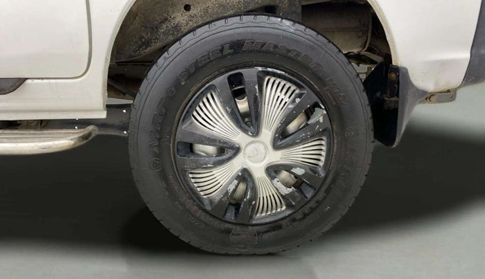2014 Maruti Eeco 5 STR WITH A/C+HTR, Petrol, Manual, 52,345 km, Left Rear Wheel