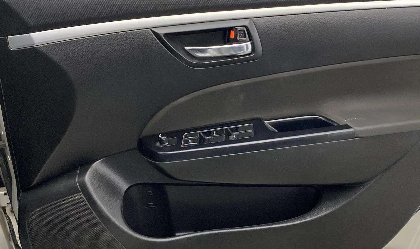 2013 Maruti Swift VXI, Petrol, Manual, 41,662 km, Driver Side Door Panels Control