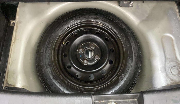 2013 Maruti Swift VXI, Petrol, Manual, 41,582 km, Spare Tyre