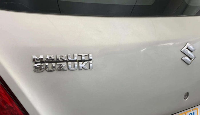2013 Maruti Swift VXI, Petrol, Manual, 41,582 km, Dicky (Boot door) - Slightly dented
