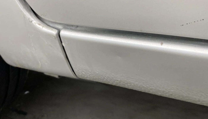 2018 Maruti Celerio VXI CNG, CNG, Manual, 71,972 km, Left running board - Slight discoloration